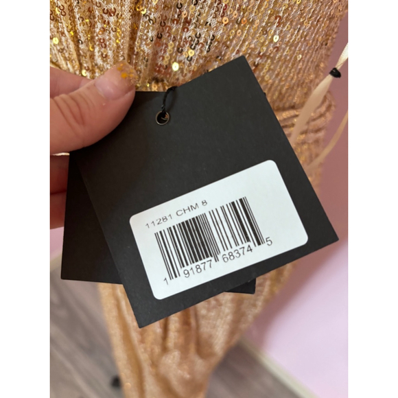 Women's Mac Duggal Gold Sequin Halter Gown Size 8 - Picture 6 of 7